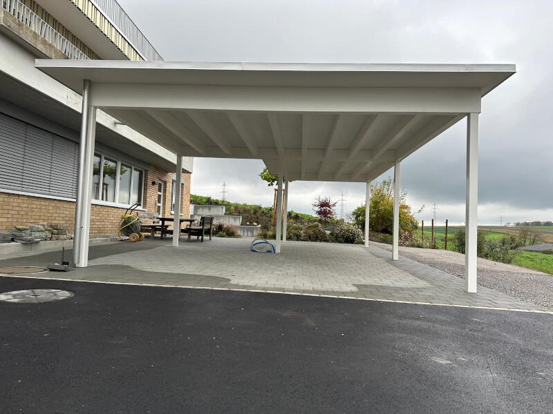 Referenzen-Galerie - Carport Nr.C157 - swisscarport.ch